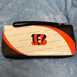 NFL Black and Silver Bengals Wallet NWT